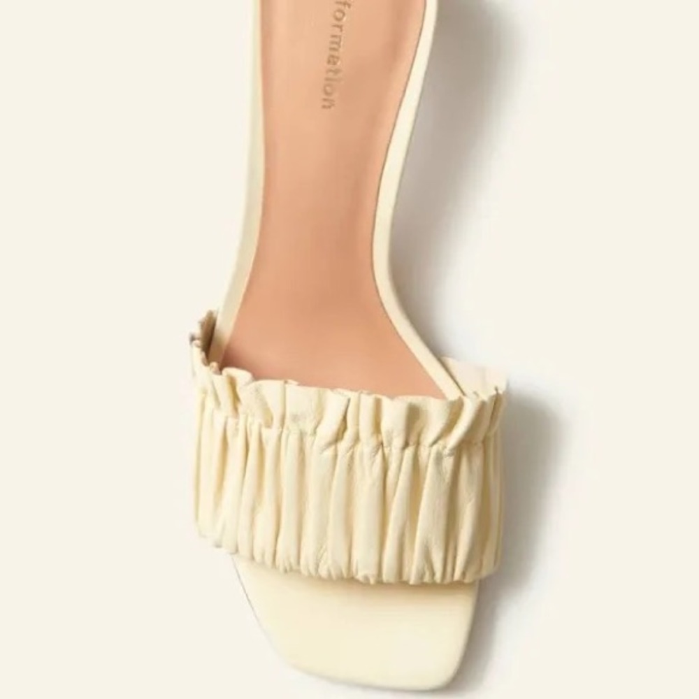 Shereen Ruched Block Heel Mule - Picture 2 of 5